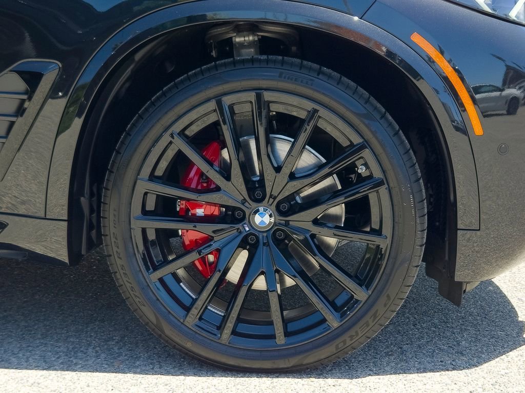 New 2026 Black Sapphire Metallic BMW xDrive40i image 6