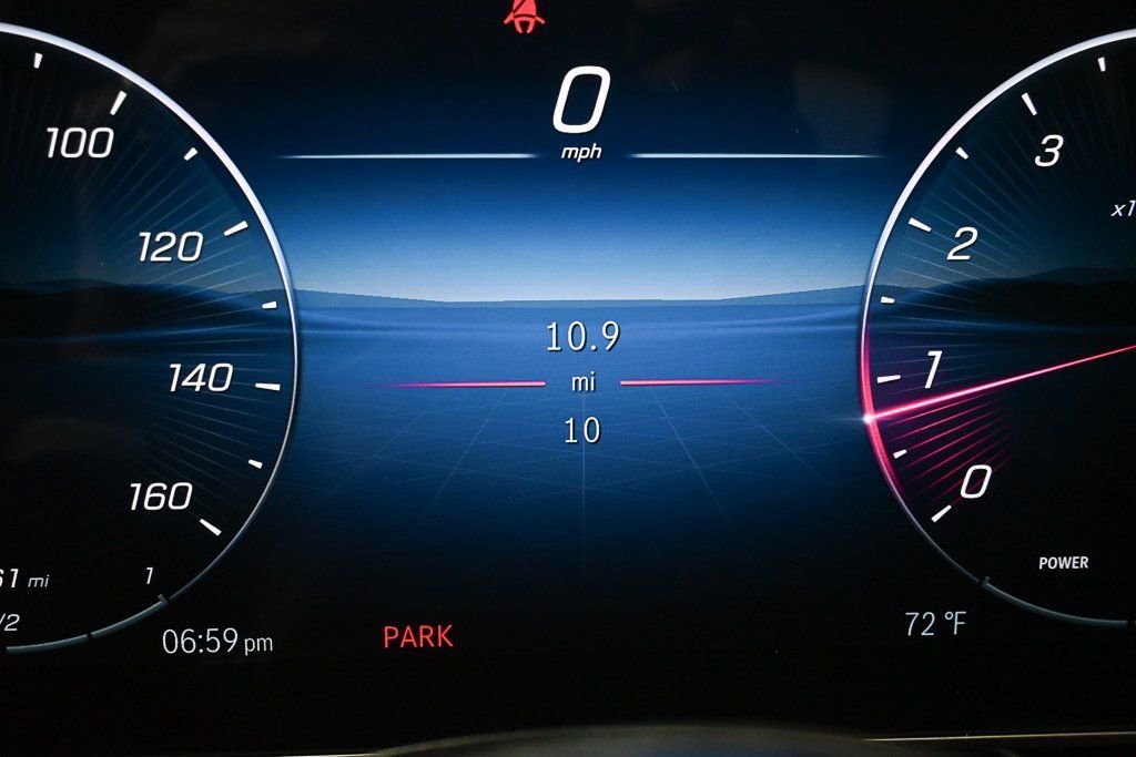2025 Mercedes-Benz GLC Base - Photo 12
