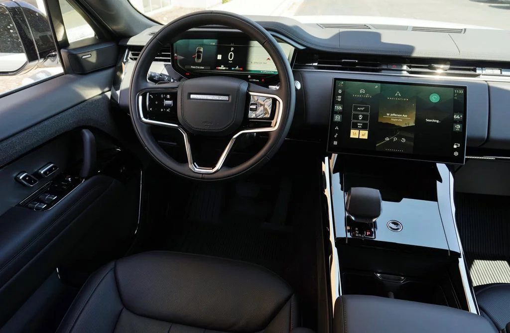 New 2026 Fuji White Land Rover SE image 16
