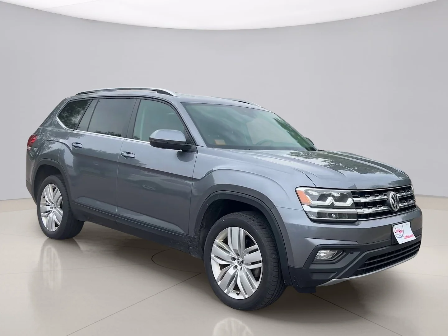 Used 2019 Gray Volkswagon 3.6 image 7