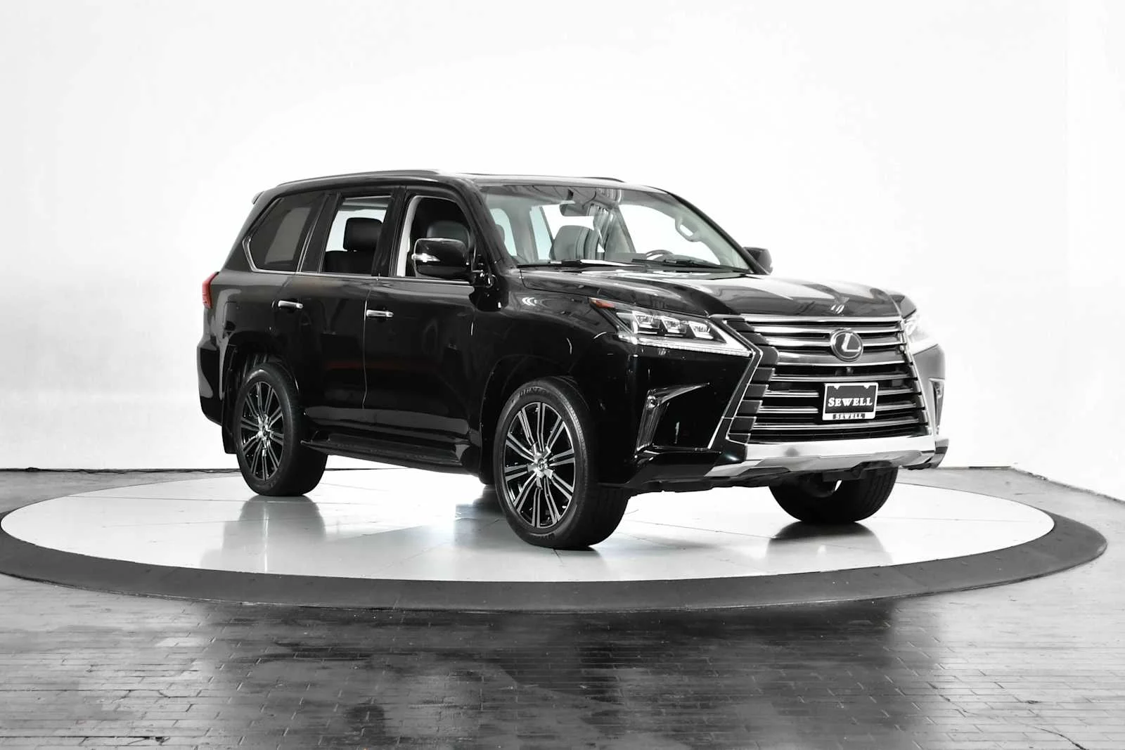 Used 2019 Black Onyx Lexus  image 9