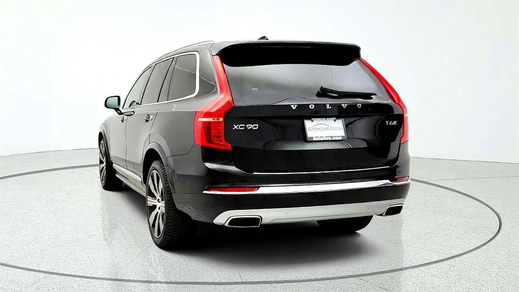 Used 2020 Onyx Black Metallic Volvo T6 AWD Inscription 6 Seater w/ Advanced Pkg image 6