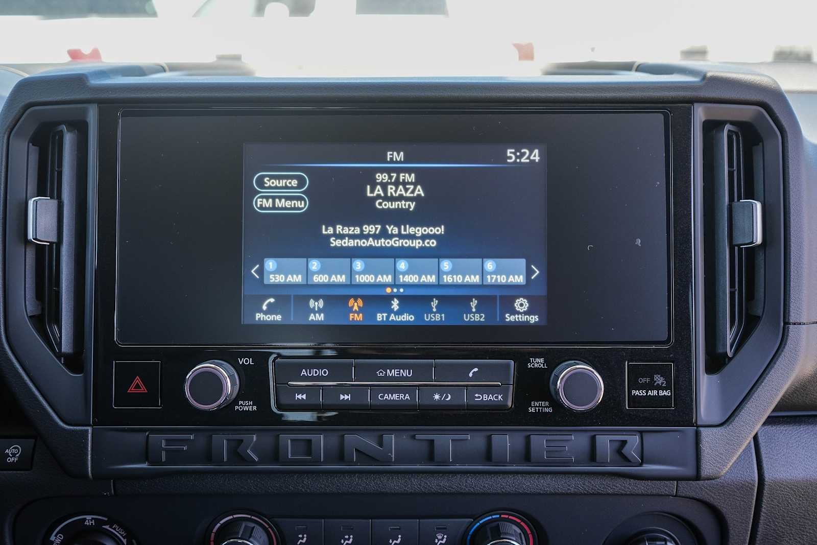 New 2026 Glacier White Nissan King Cab® S image 16