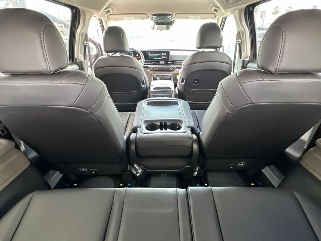 New 2027  Kia LXS image 16
