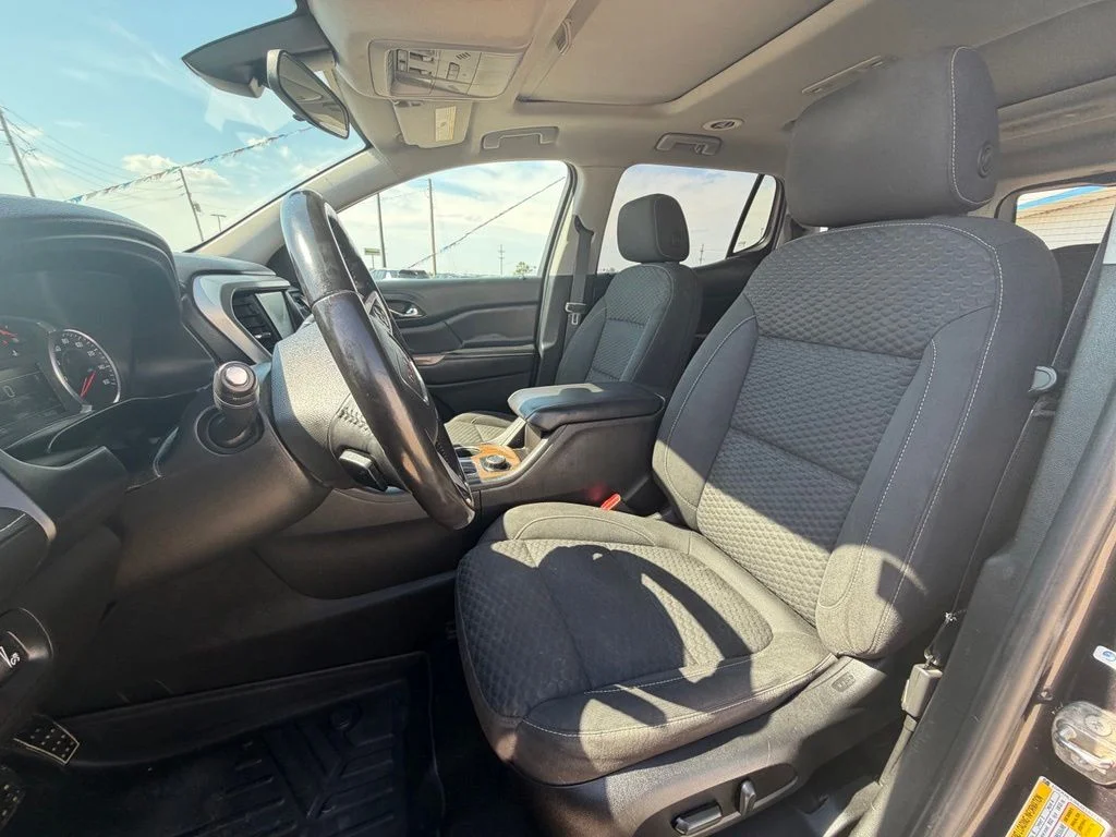 Used 2018 Silver GMC SLE-2 image 13