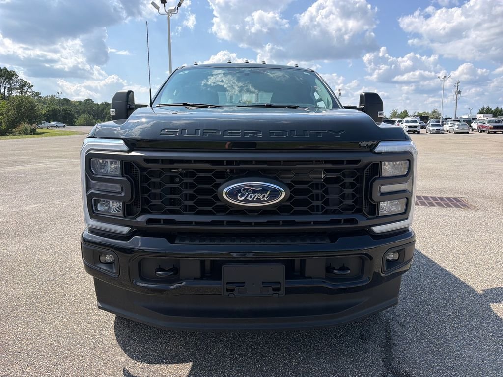 New 2026 Black Ford XL image 2