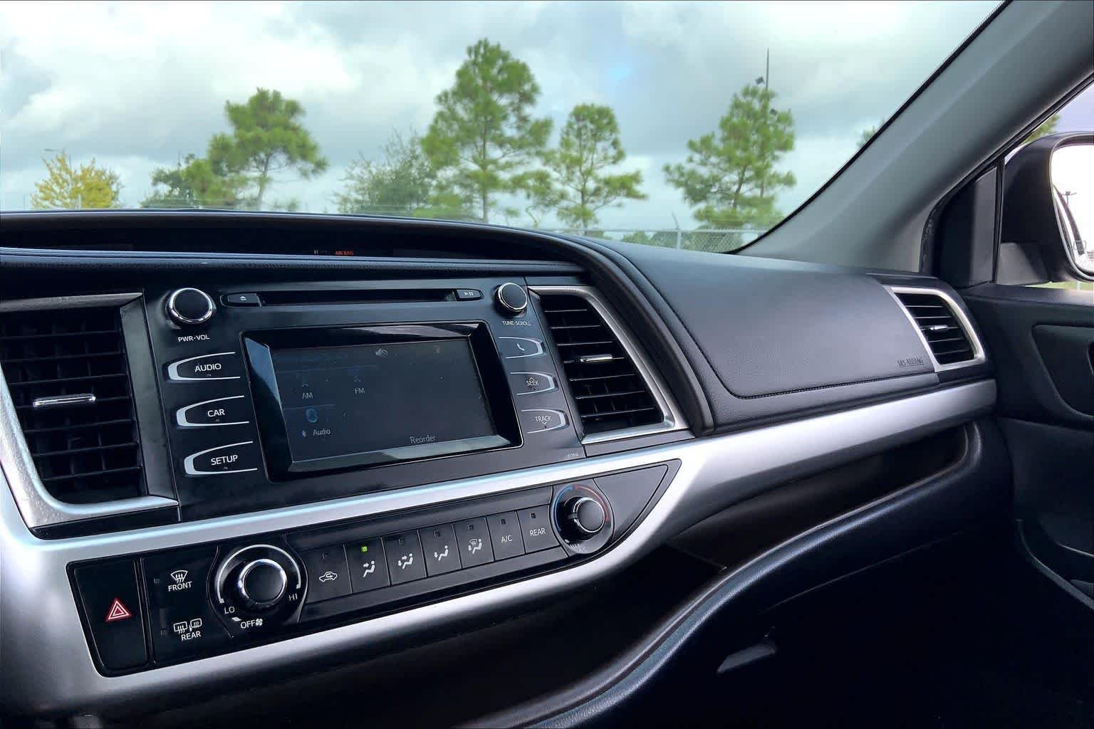 Used 2019 Midnight Black Metallic Toyota LE image 35