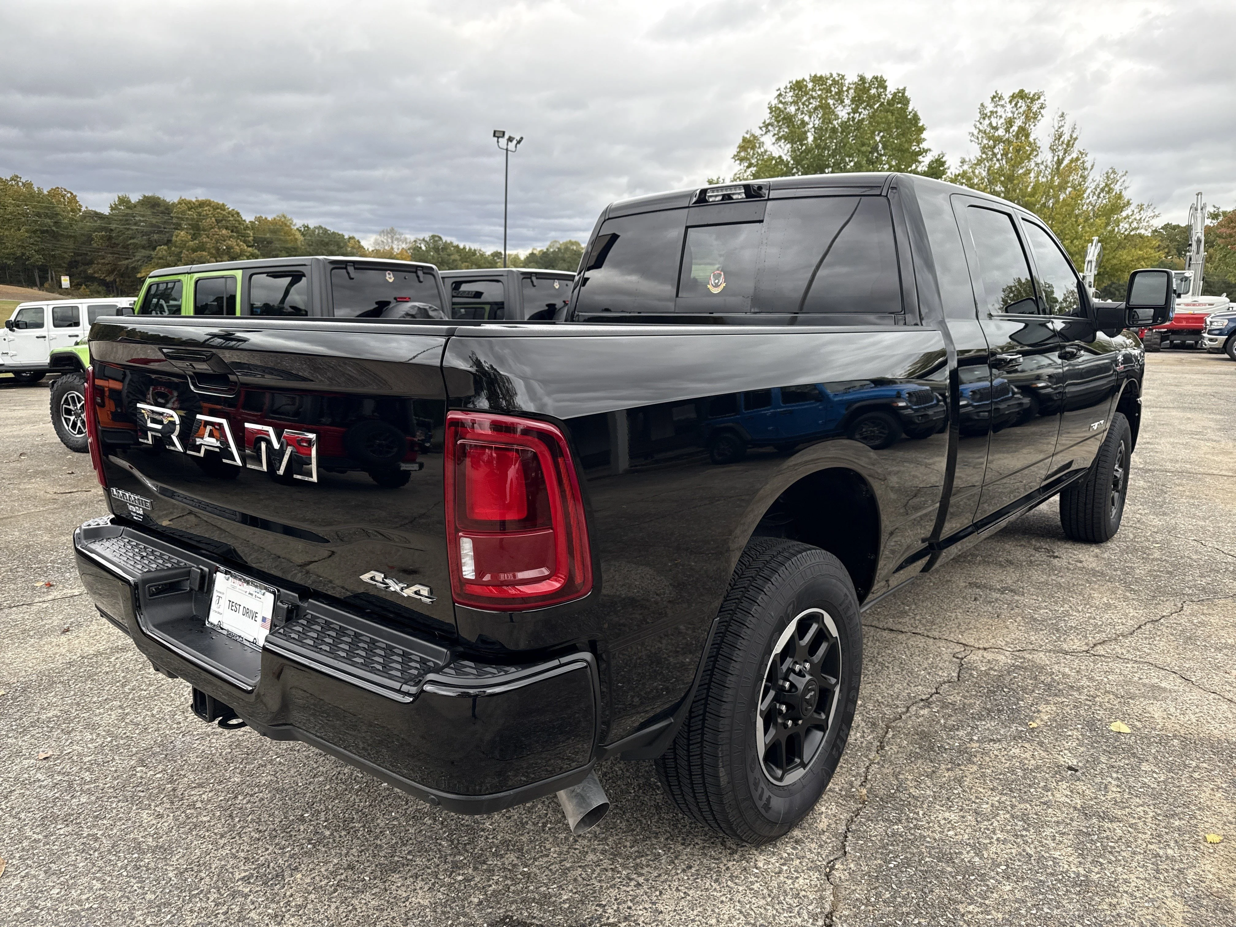 2025 RAM 2500 Laramie - Photo 7