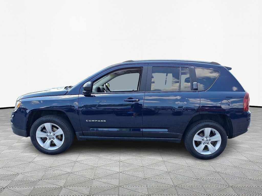Used 2016 Blue Jeep Sport image 4