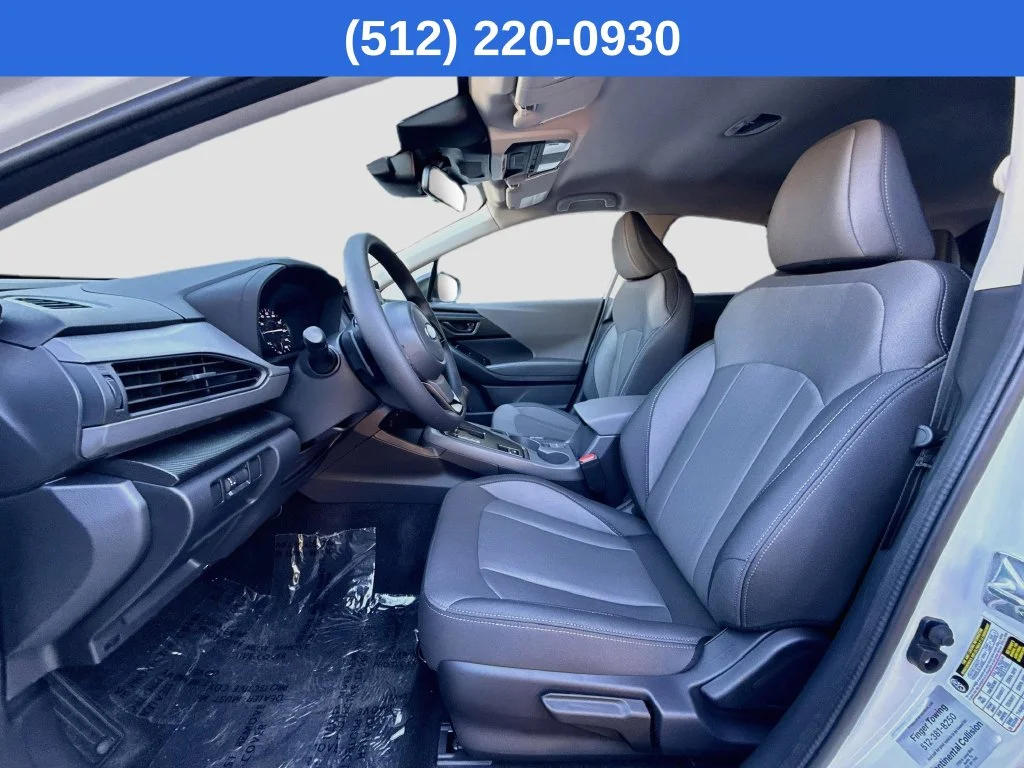 New 2027 CRYSTAL WHITE PEARL Subaru Base image 24