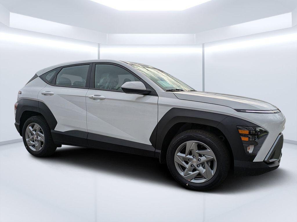 New 2026 White Hyundai SE FWD image 4