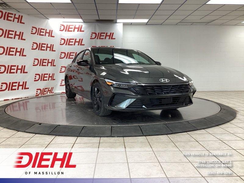New 2026 Gray Hyundai SEL Sport image 1