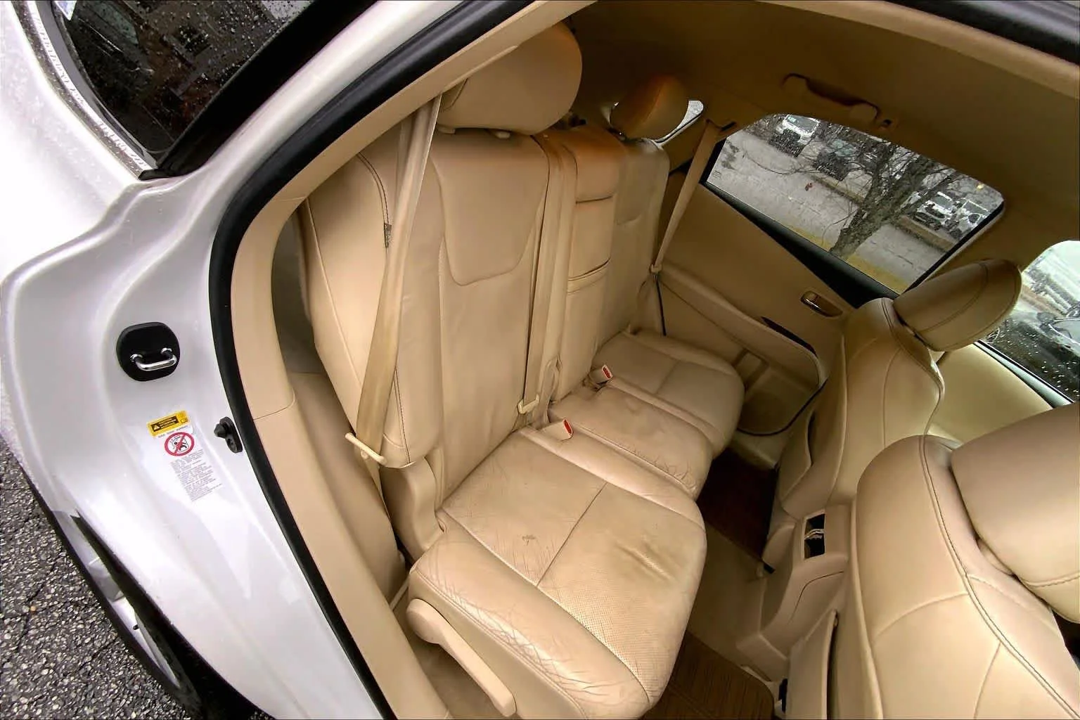 Used 2015 Starfire Pearl Lexus  image 19