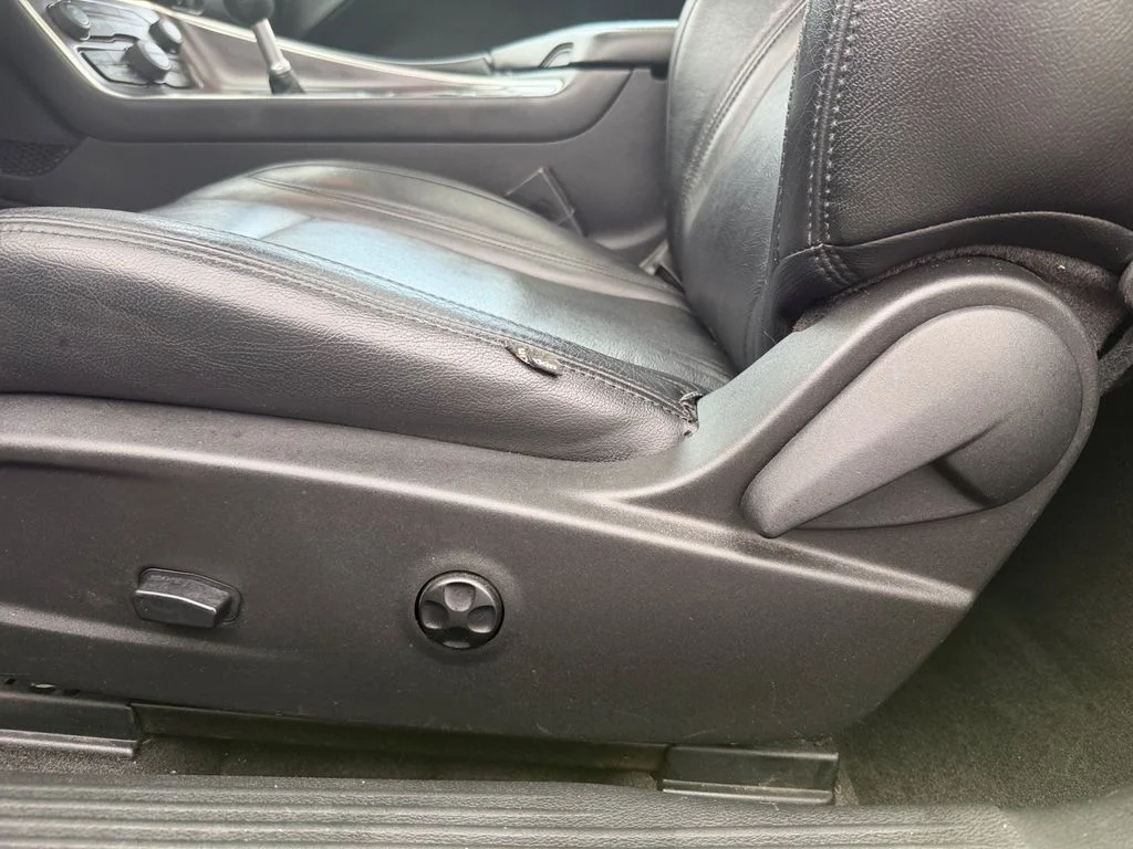 Used 2015 Beige Dodge R/T image 27