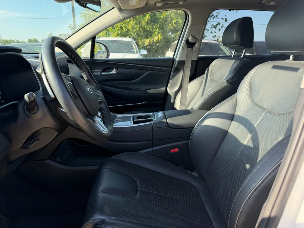 Used 2023 Serenity White Pearl Hyundai Limited image 10