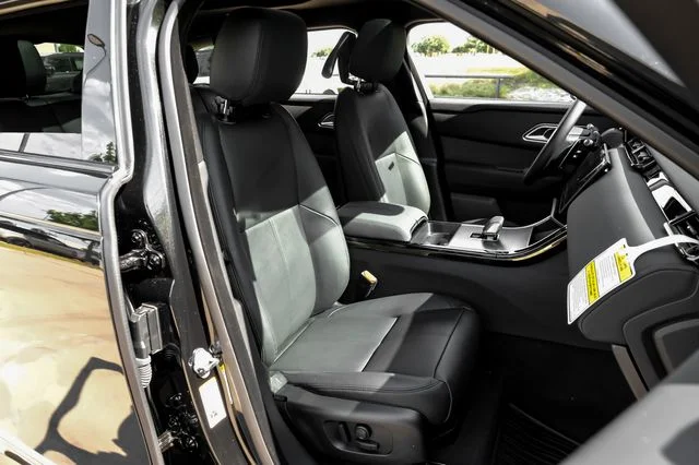 New 2026 Black Land Rover S image 40
