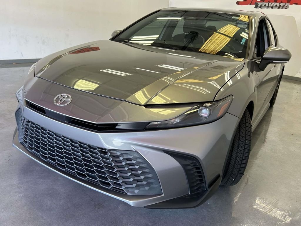 Certified Used 2025  Toyota SE image 7