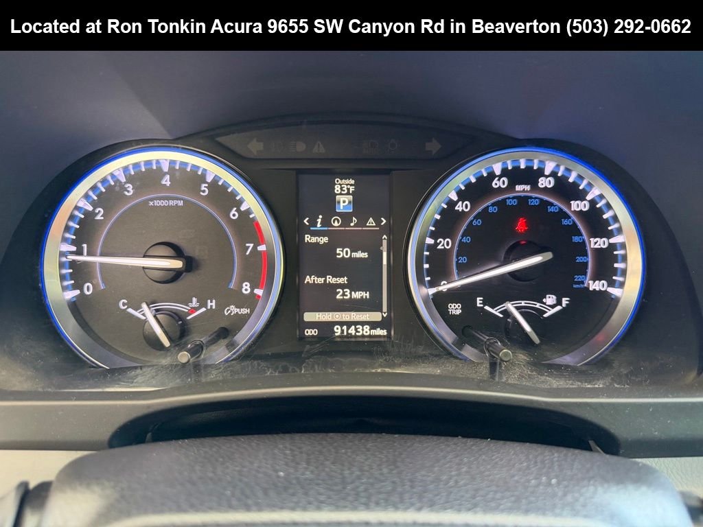 Used 2016 Blizzard Pearl Toyota XLE V6 image 19