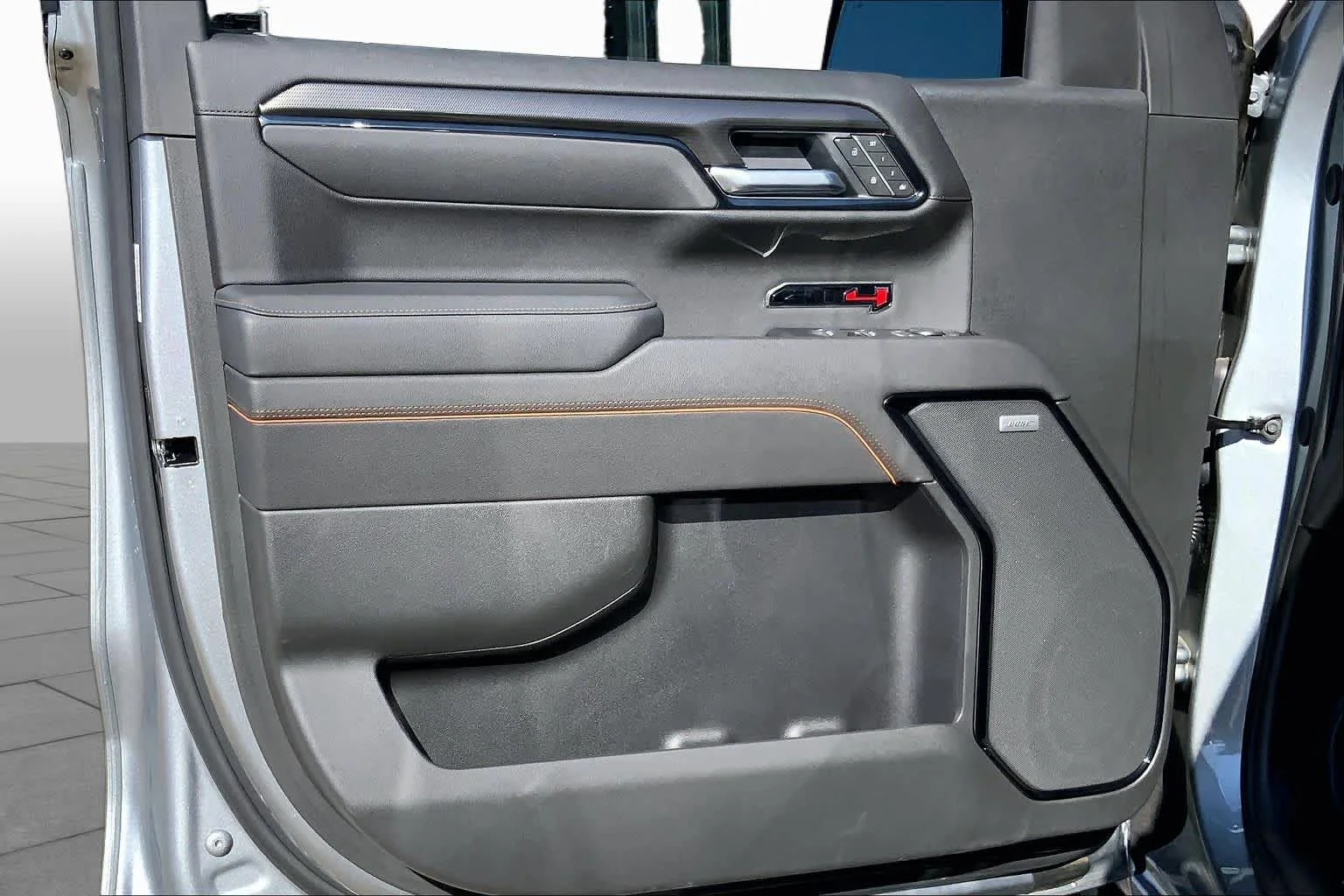 Used 2025 Sterling Metallic GMC AT4 image 21