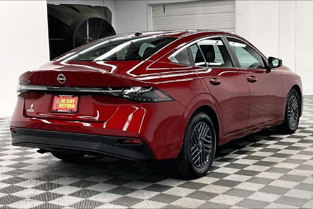 New 2026 Scarlet Ember Tintcoat Nissan SV image 17