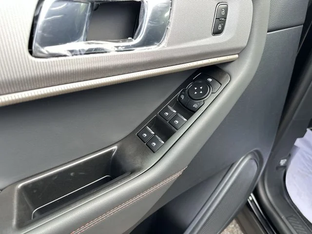 New 2026 Agate Black Metallic Ford Active image 47