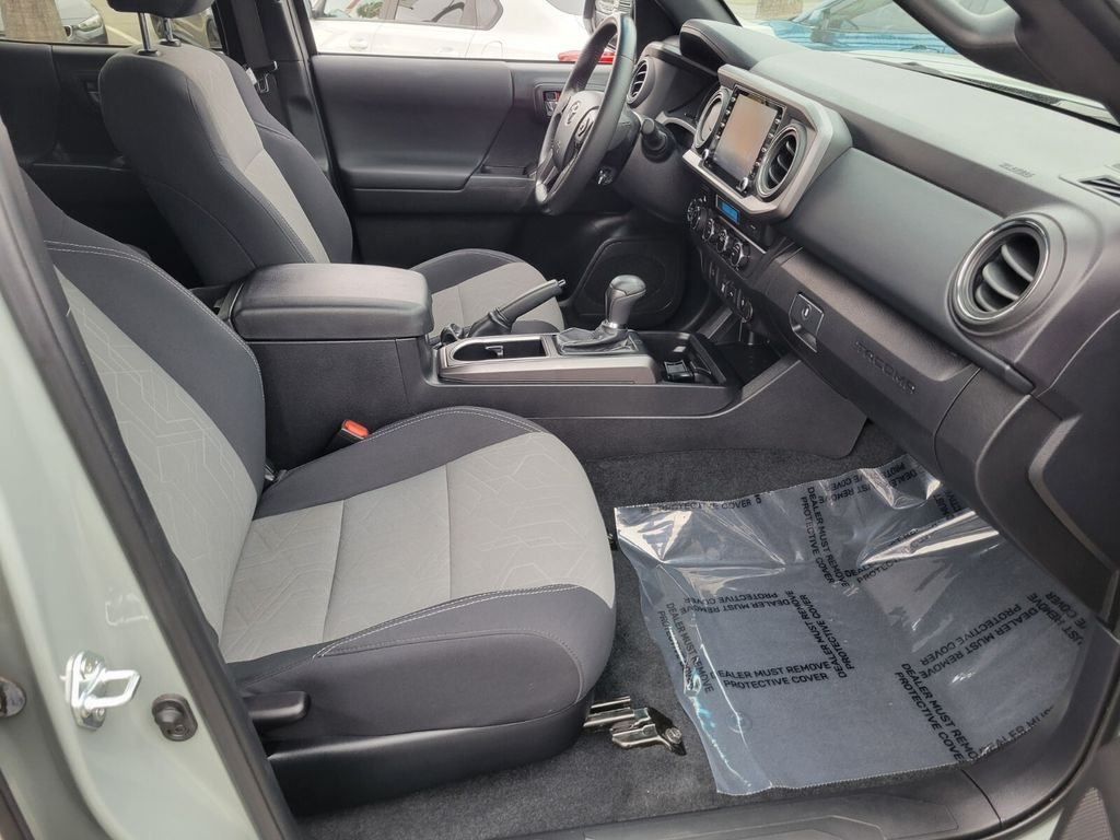 Used 2023  Toyota TRD Off-Road image 15