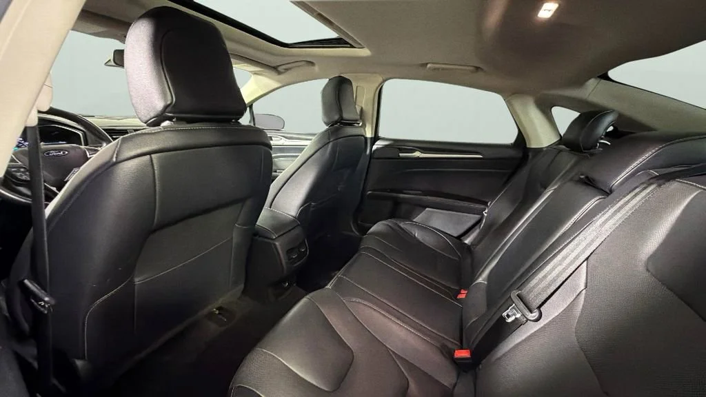 Used 2020 Gray Ford Titanium image 26