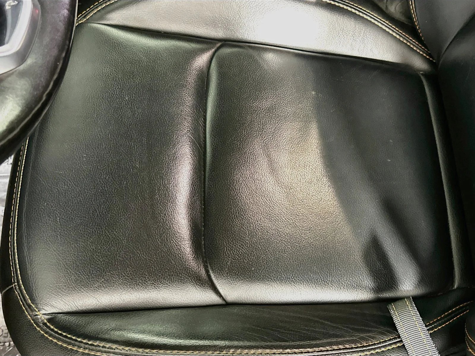 Used 2021 Sting-Gray Clearcoat Jeep Mojave image 20