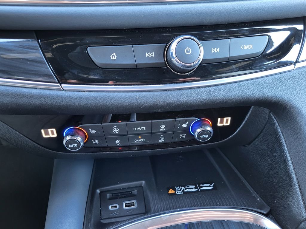 2024 Buick Enclave Premium - Photo 14