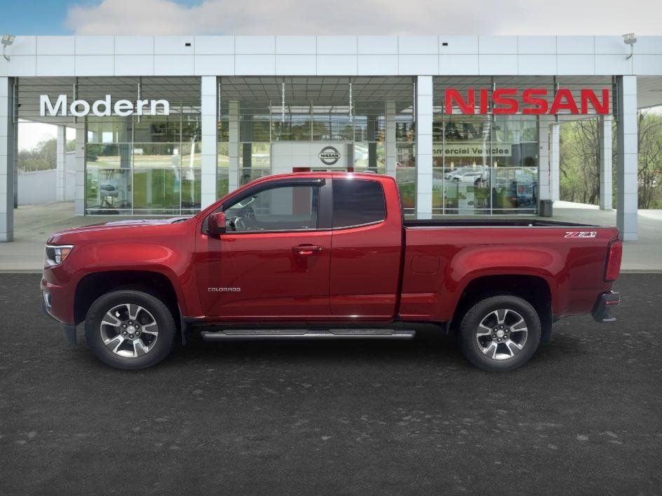 Used 2016 Red Rock Metallic Chevrolet 4WD Z71 image 2