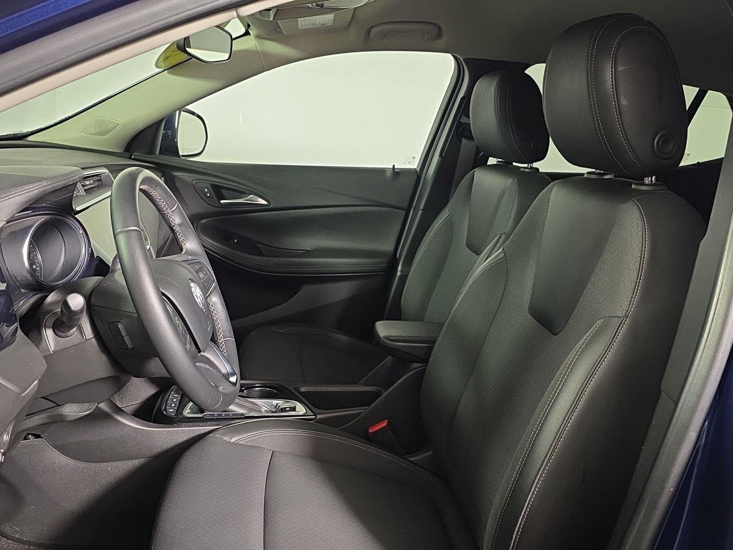 Used 2023 Sapphire Metallic Buick Select image 12