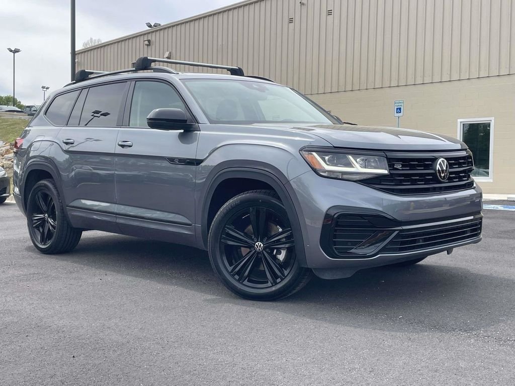 2023 Volkswagen Atlas 3.6L SEL R-Line Black 4MOTION's photo
