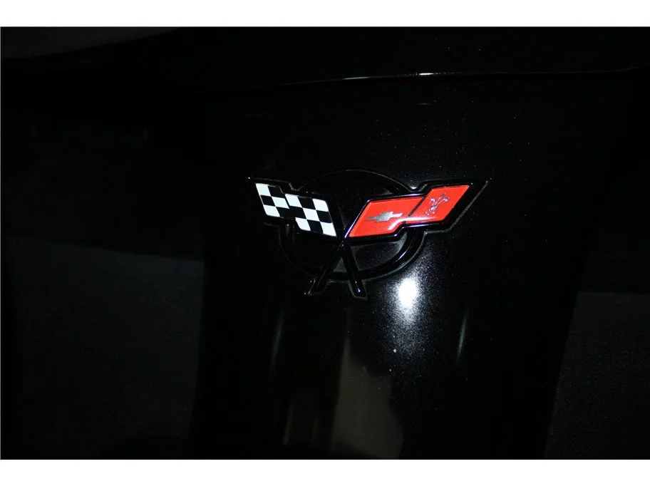 Used 2002 Black Chevrolet Convertible 2D image 20