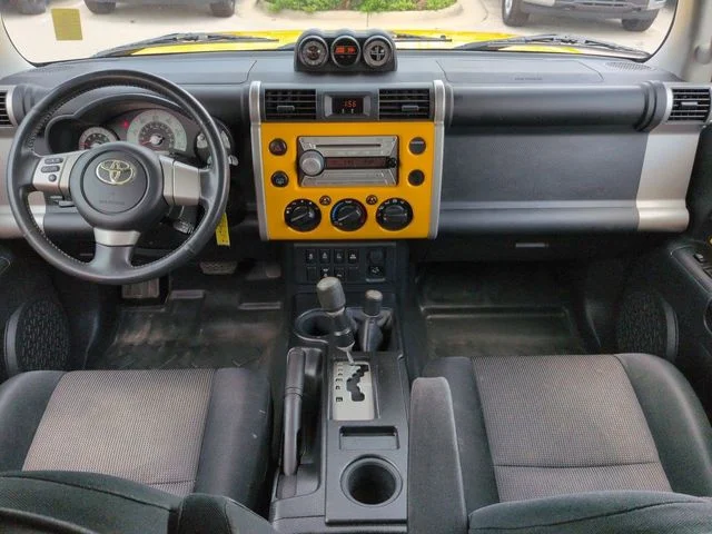 Used 2010 2010 TOYOTA FJ CRUISER BASE Toyota Base image 15