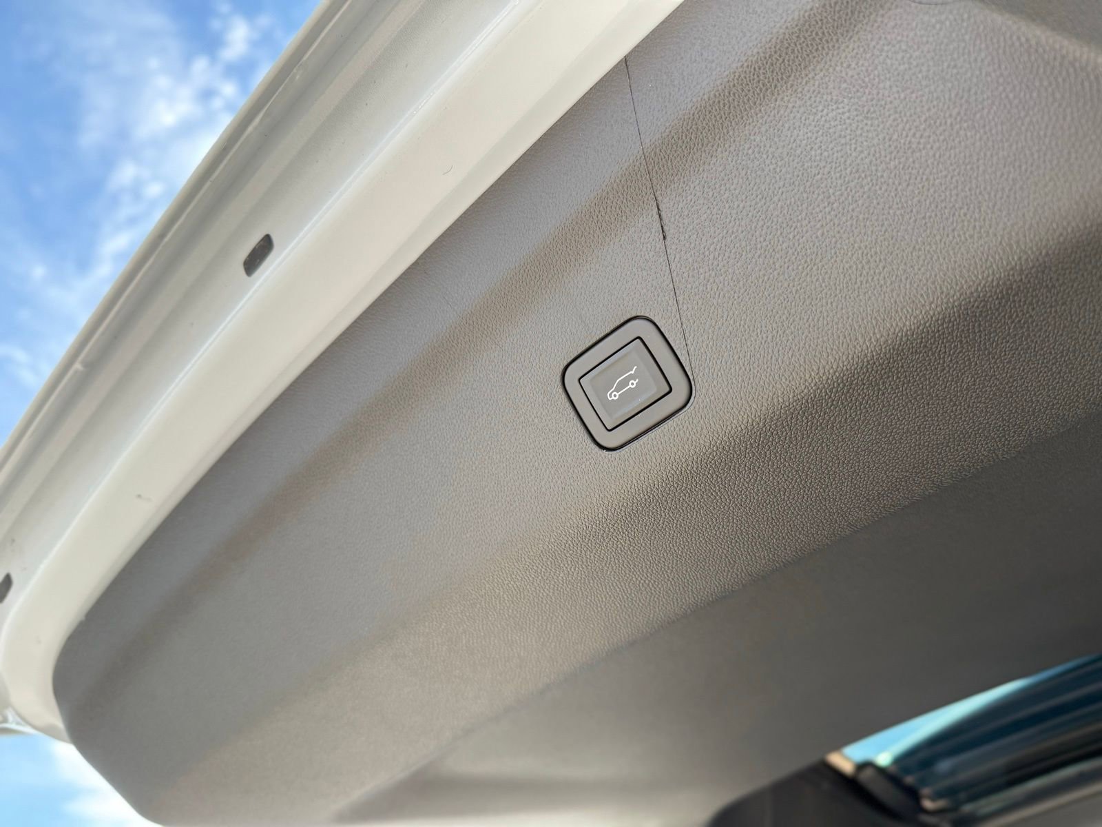 2026 Chevrolet Tahoe Premier - Photo 30