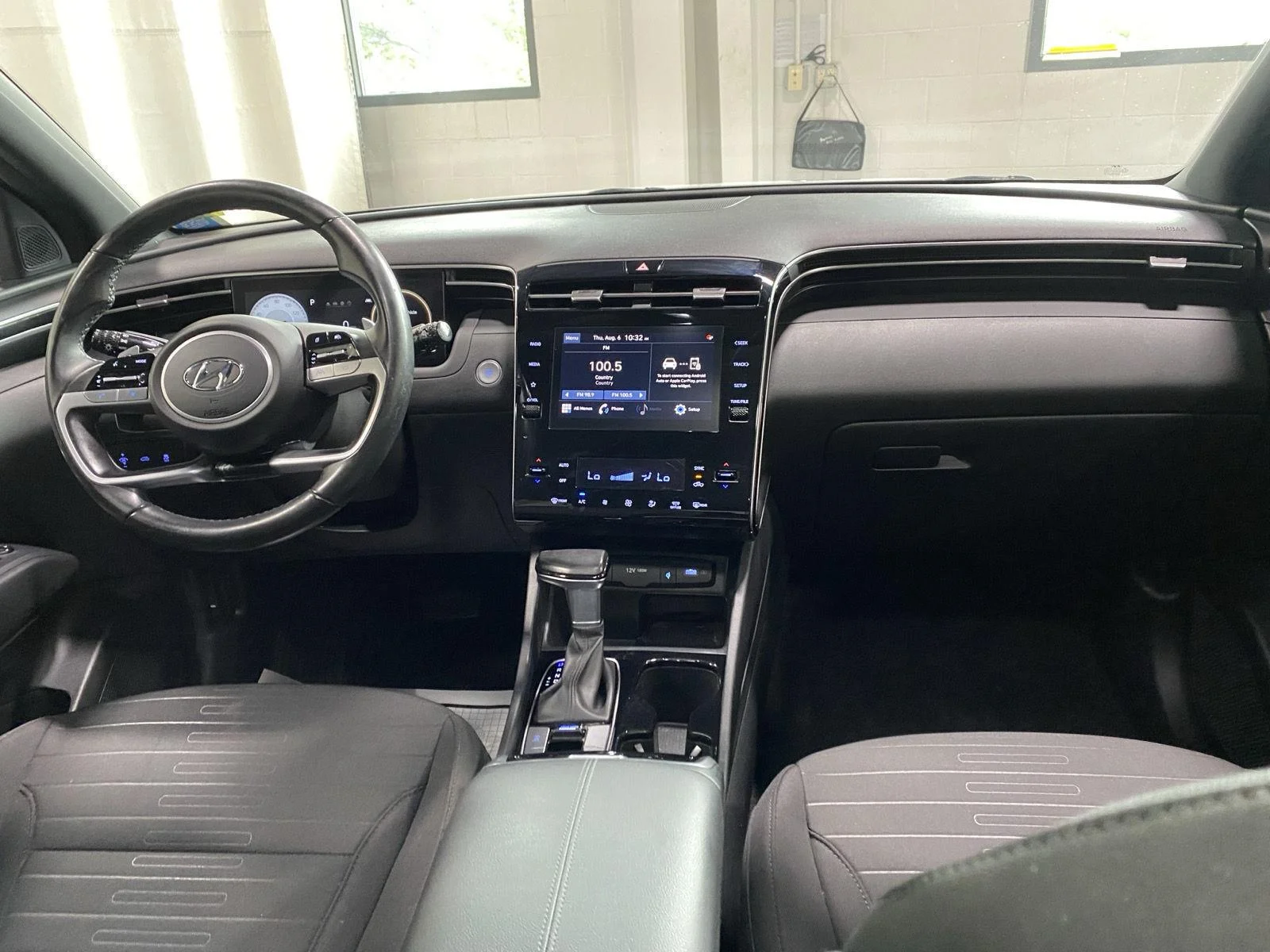 Used 2022 Ice White Hyundai SEL Premium image 13