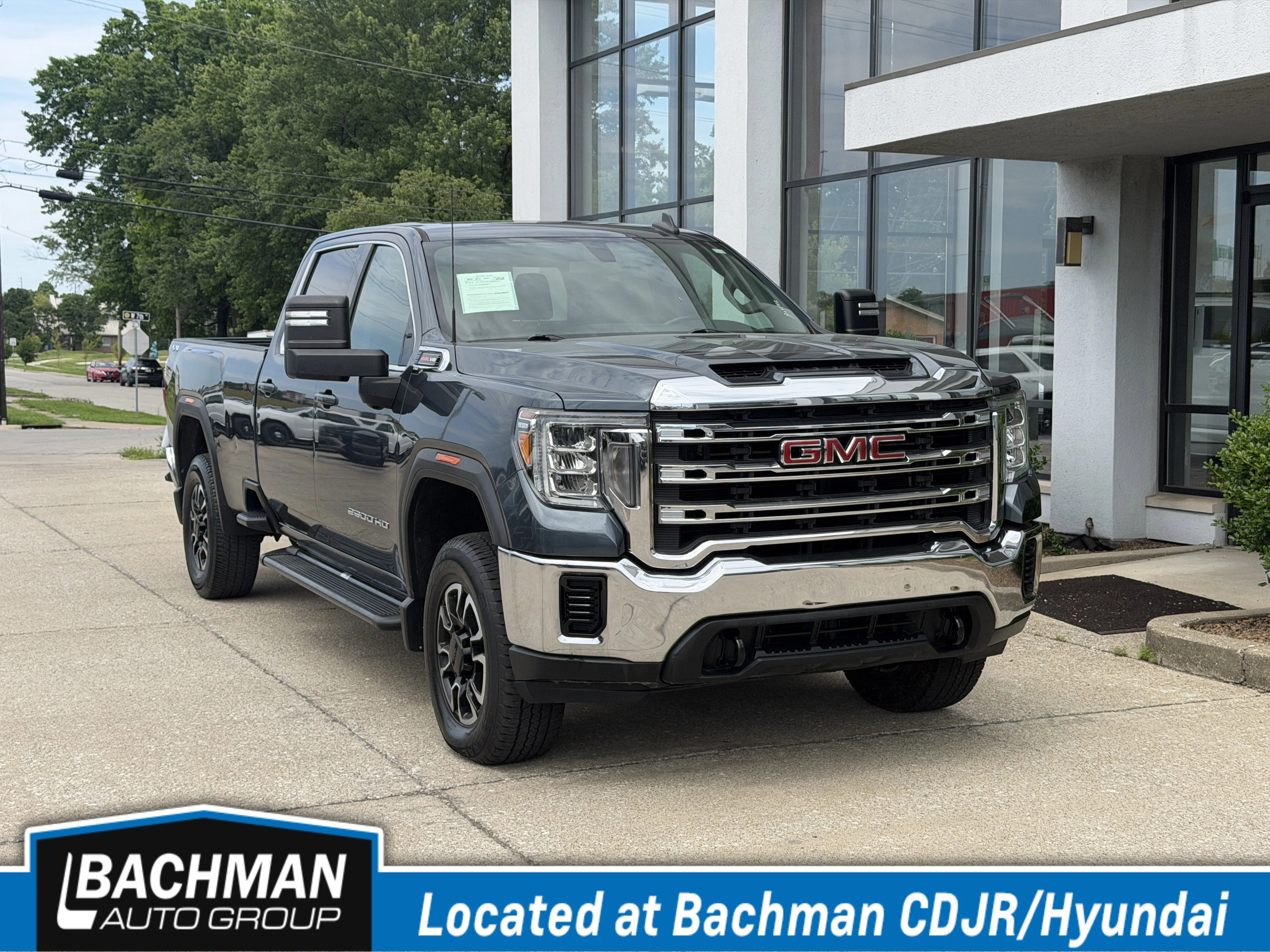 2020 GMC Sierra 4WD Crew Cab Standard Box SLE's photo