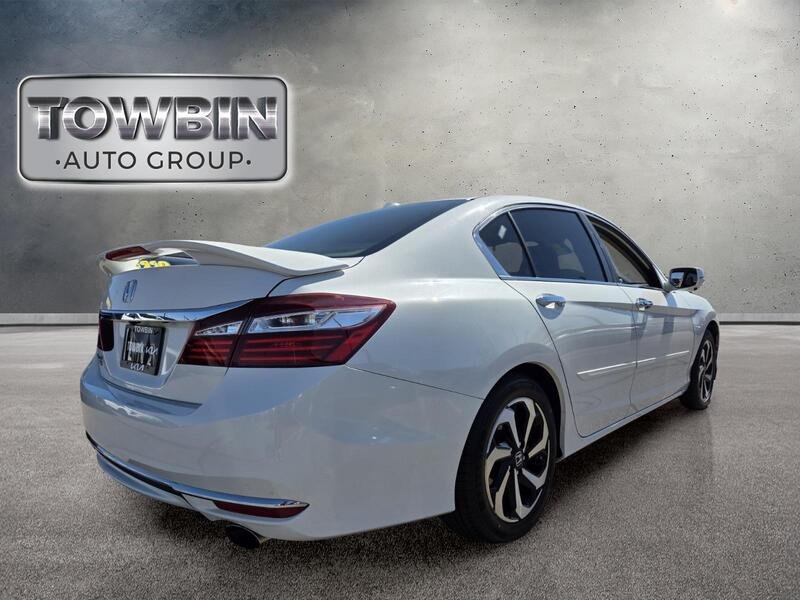 Used 2017 White Orchid Pearl Honda EX-L CVT image 4