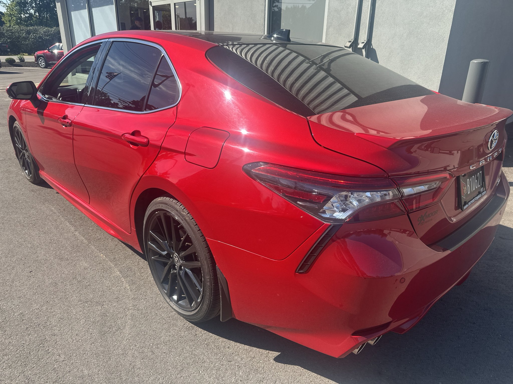 Used 2022 Supersonic Red Toyota XSE image 5