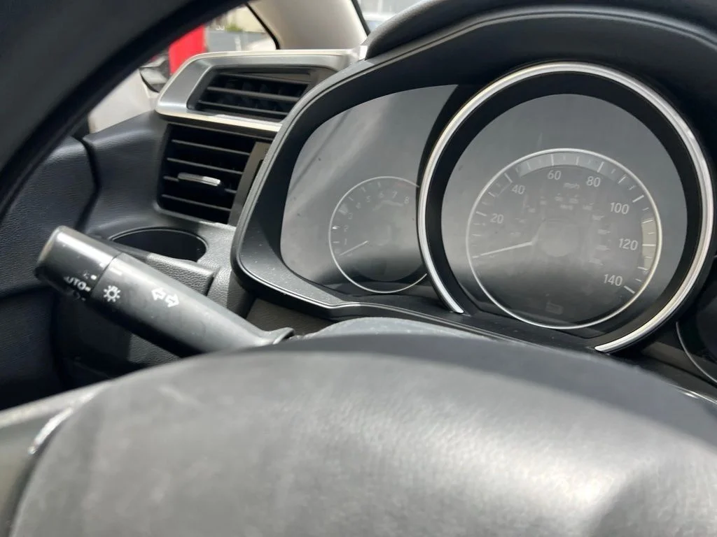 Used 2016 Gray Honda LX image 6