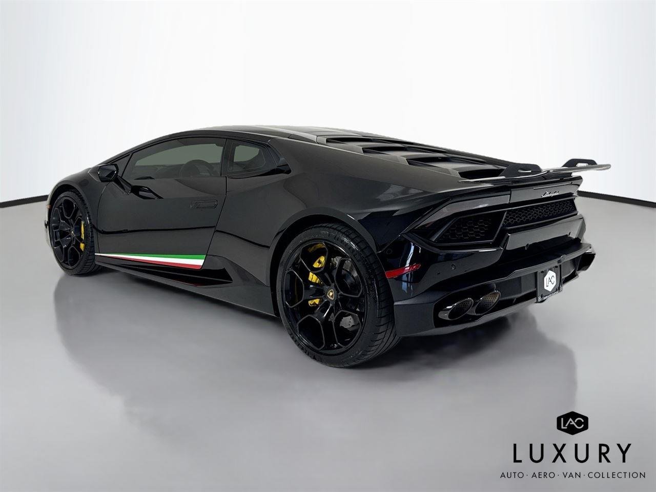 Used 2018 Arancio Borealis Pearl Effect Lamborghini  image 8