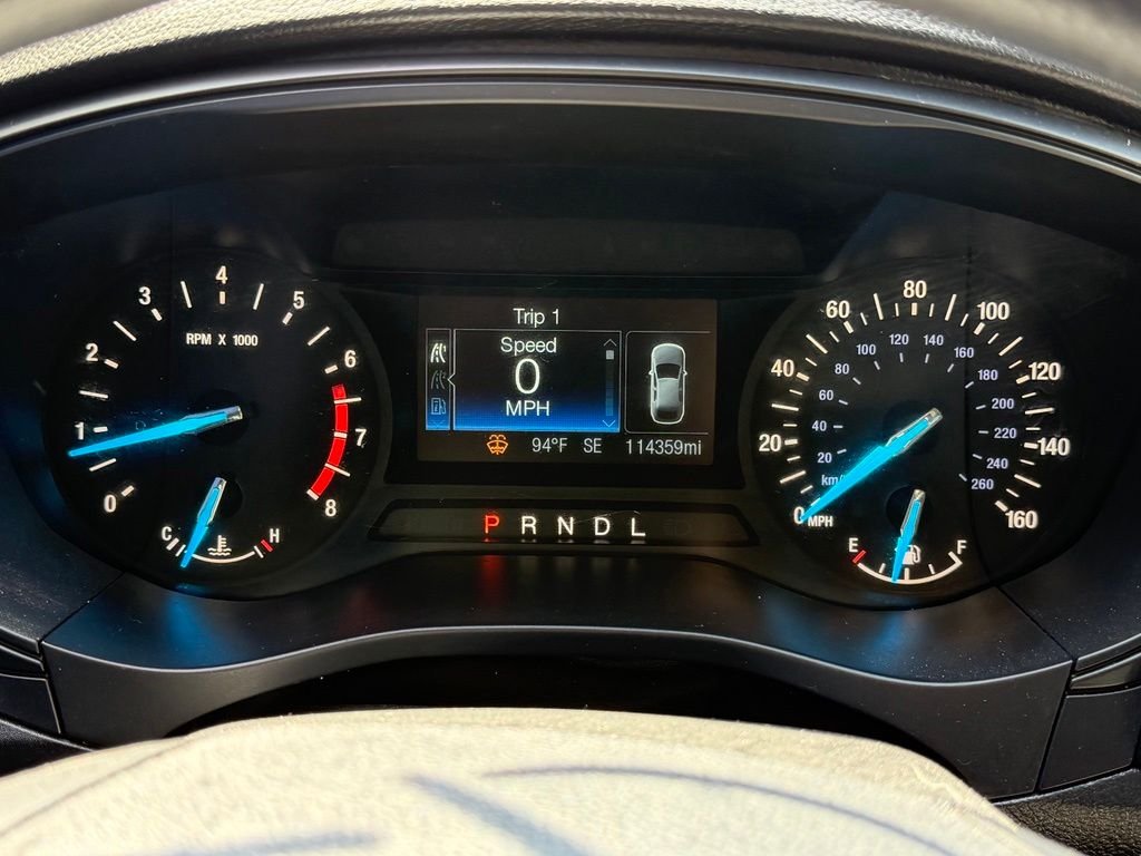 Used 2019 Black Ford S image 16