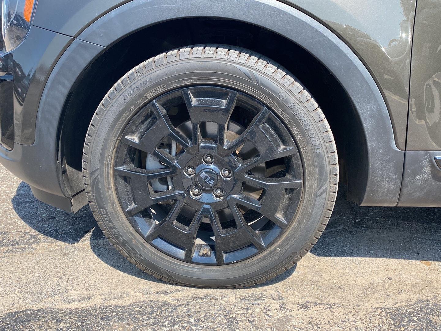Used 2021 Dark Moss Kia EX image 9