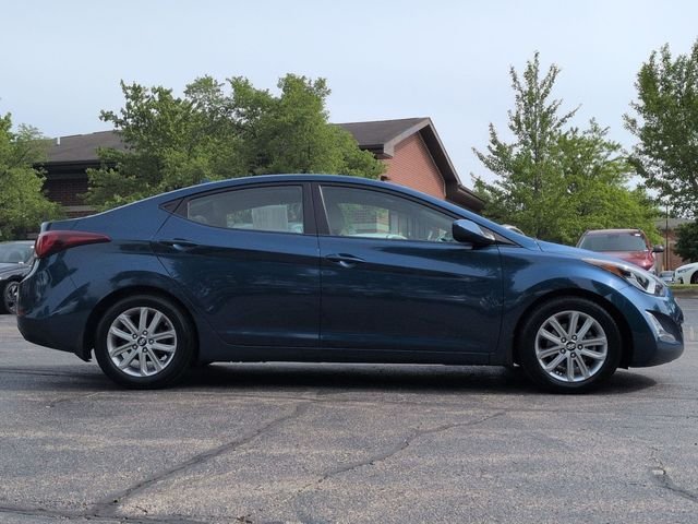 Used 2015 Blue Hyundai SE image 8