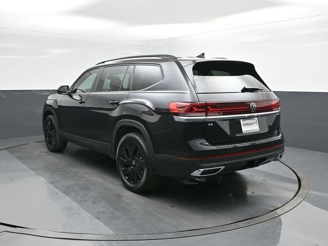 Used 2026  Volkswagen 2.0T SE w/Technology image 5