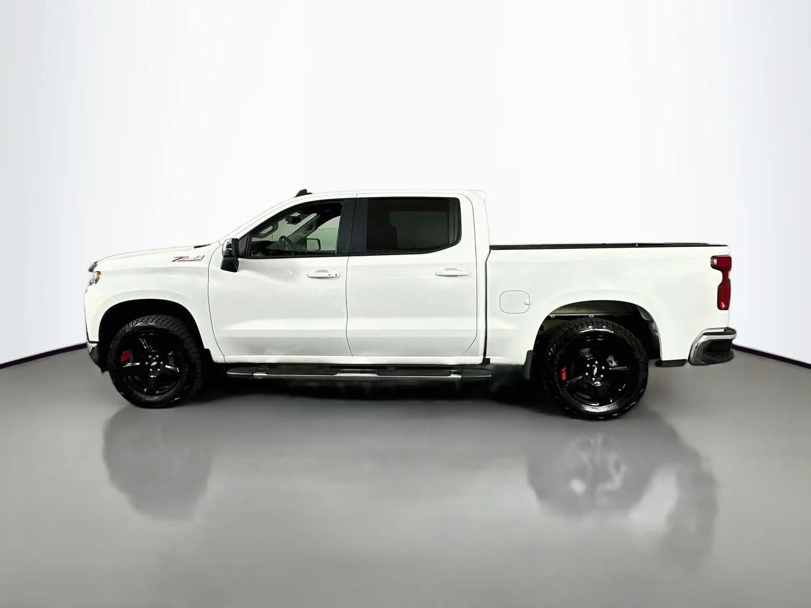 Used 2019 Summit White Chevrolet LT image 5