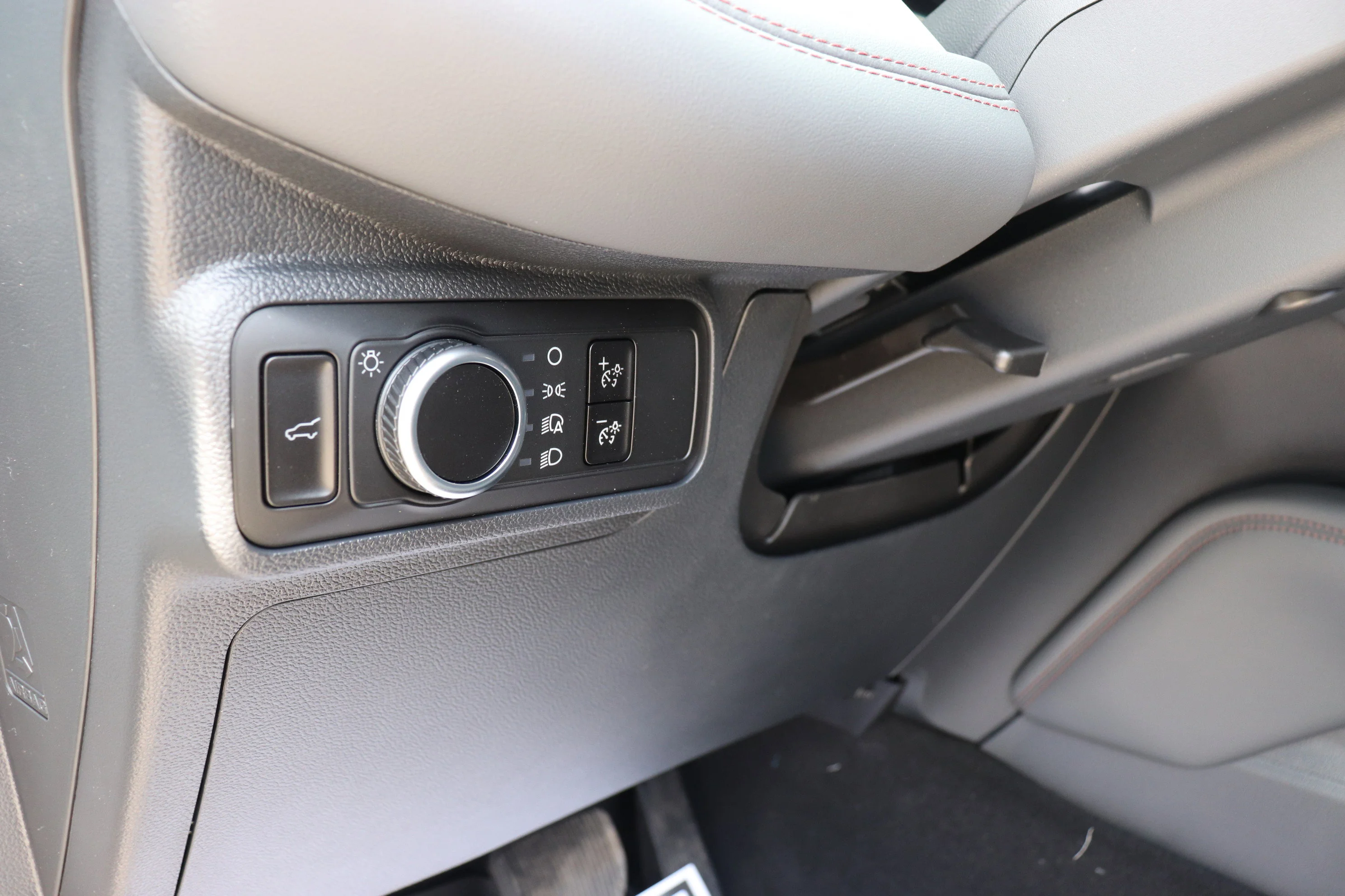 New 2026 VAPOR BLUE Ford Active w/200A Pkg image 11