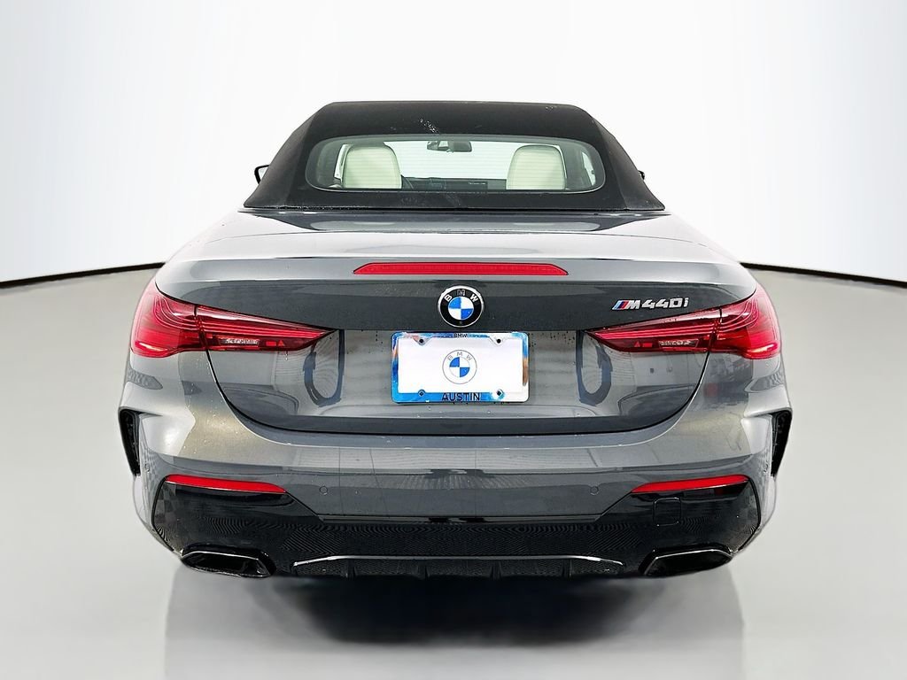 New 2026 Dravit Grey Metallic BMW M440i image 6