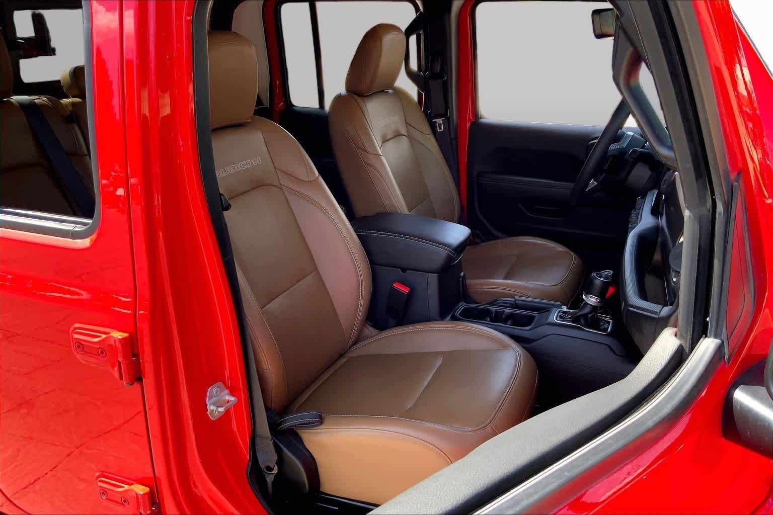 Used 2023 Firecracker Red Clearcoat Jeep Rubicon image 9
