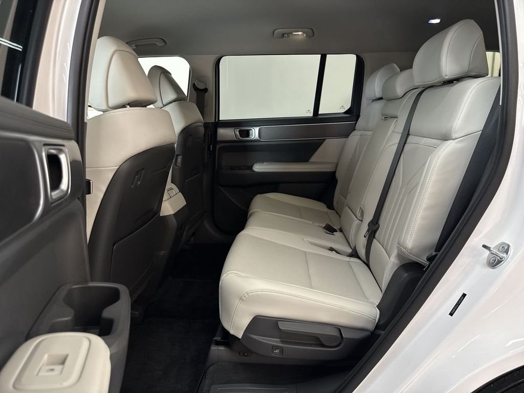 Used 2026 White Hyundai SEL image 14